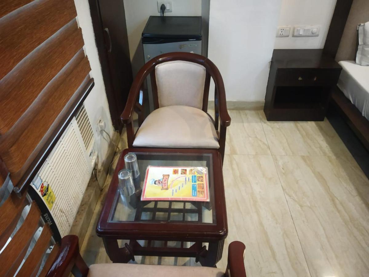 Adb Rooms Hotel Indo Continental نيودلهي المظهر الخارجي الصورة