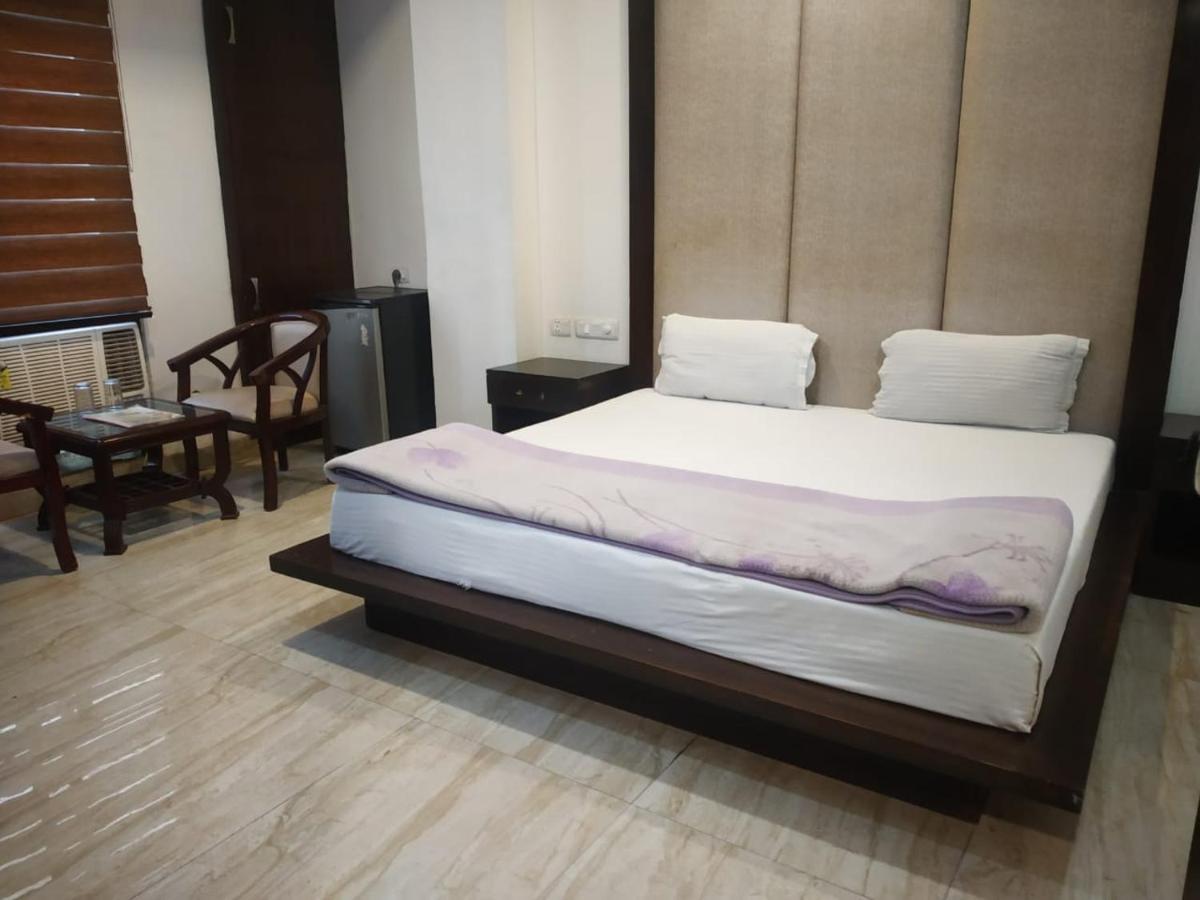 Adb Rooms Hotel Indo Continental نيودلهي المظهر الخارجي الصورة
